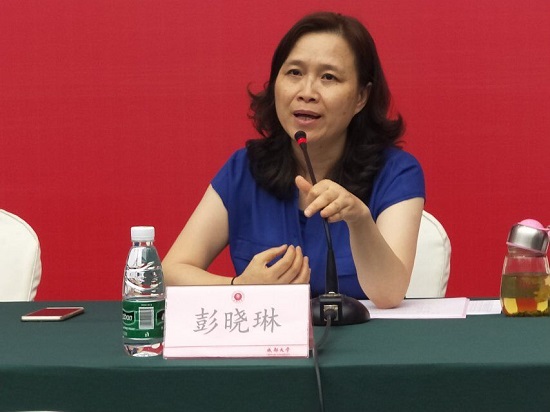 新闻-2018届家庭经济困难毕业生座谈会1.jpg