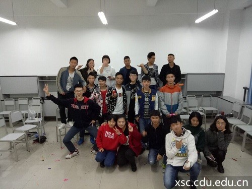 8IU~5]72W(P1HG}9TQF)SQO.jpg