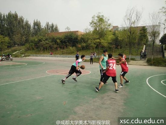 img-b58f00c91775f1f727d255051eb42e04.jpg